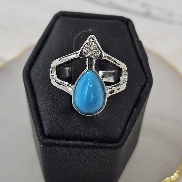 Jewelry - Royal Teardrop Adjustable Fashion Ring A47